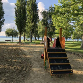 Sziszi nyaralóház, Balatonszárszó